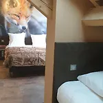 Les Loges Du Parc Отель 3*