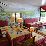 מלון Les Loges Du Parc ג'רארדמר