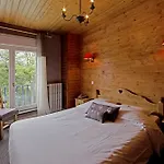 מלון Les Loges Du Parc ג'רארדמר