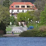 Les Loges Du Parc Hotel