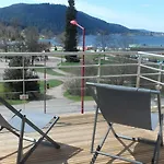 Les Loges Du Parc 3*