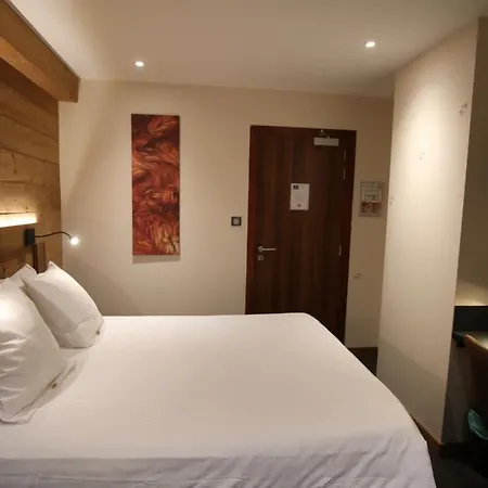 Les Loges Du Parc Otel 3*