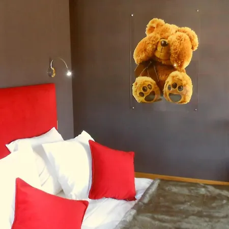 Otel Les Loges Du Parc