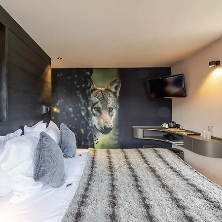 Отель Les Loges Du Parc